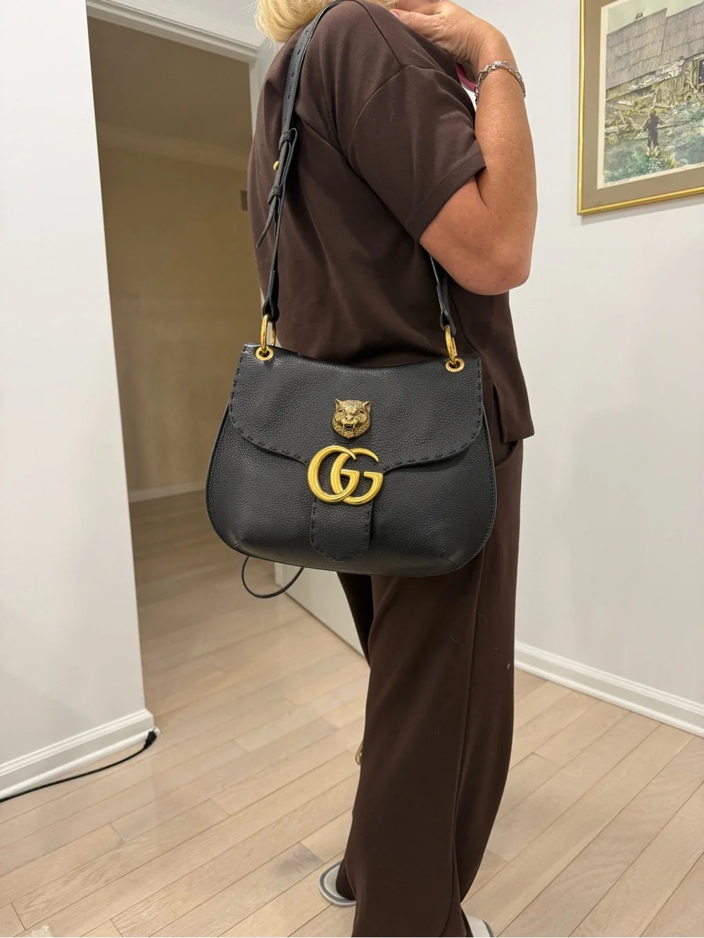 Gucci Black Leather Shoulder Bag with Gold Double G and Tiger Head